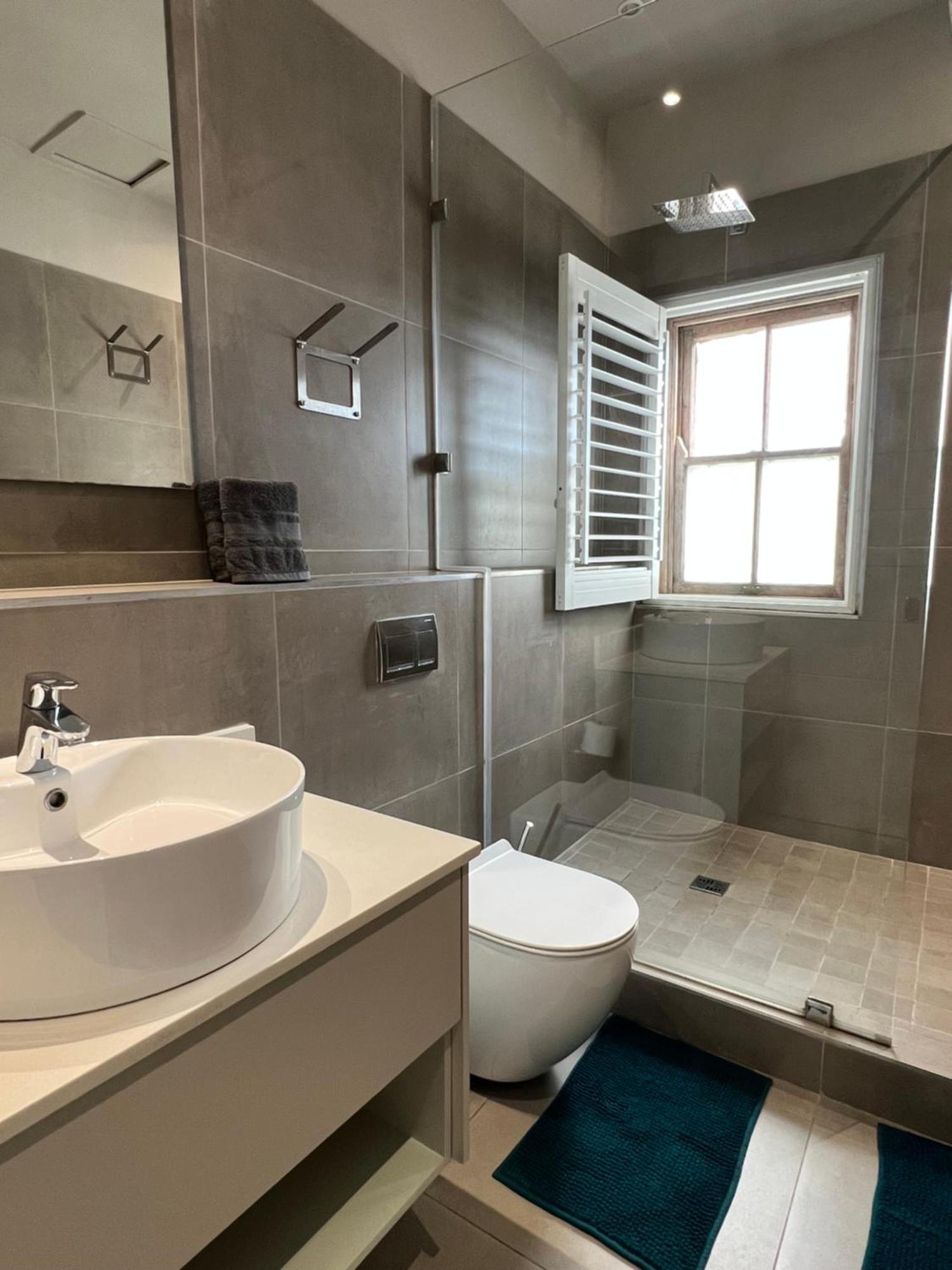 Hermanus Waterfront Apartment No 17 Dış mekan fotoğraf